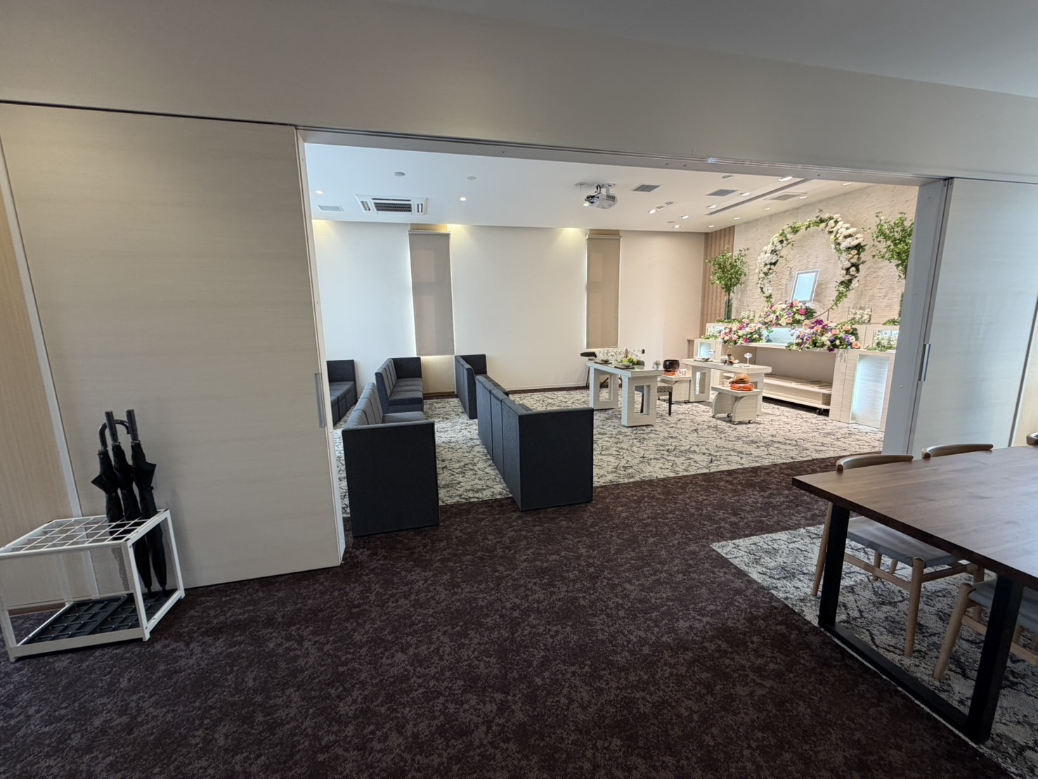 千の風あきる野秋川ホール建具修繕工事